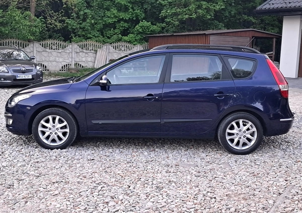 Hyundai I30 cena 19900 przebieg: 167000, rok produkcji 2010 z Radom małe 172